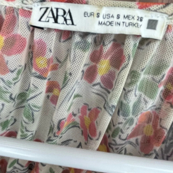 ZARA Floral Smocked Maxi Dress Puff Sleeve Size Small Bohemian Preppy Casual - Picture 5 of 7